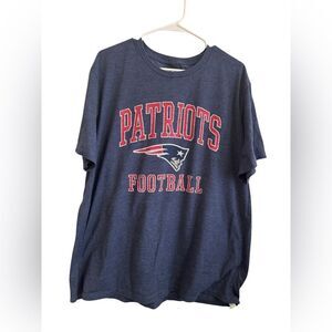 🥳 Team Apparel Patriots Short Sleeve Tee
